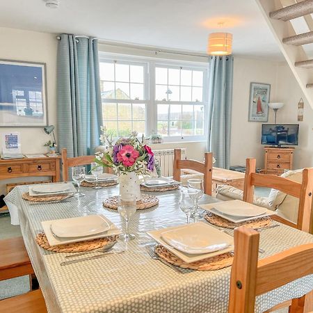 Villa Harbour Life Yarmouth  Exterior foto